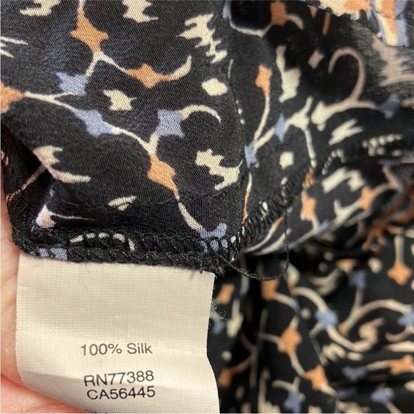 MADEWELL Silk Black Ditsy Floral Print Blouse - Picture 16 of 16